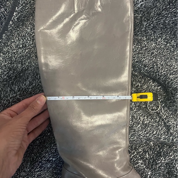 Gorgeous Salvatore Ferragamo boots - Picture 6 of 6